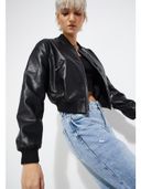 Black color option, Currently selected