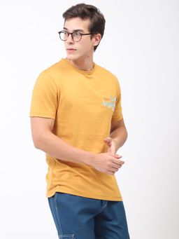 Guess - Men Mustard Round Neck Short Sleeves T-Shirt