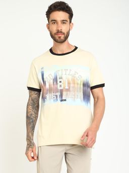 Guess - Men Yellow Round Neck Short Sleeves T-Shirt