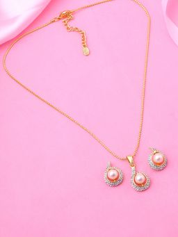 Estele - Gold Plated Sparkling Pendant Necklace with Crystals with Pearls for Women (Set of 2)