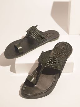 PRIVO - Men Green Velcro Ethnic Footwear Kolhapuris