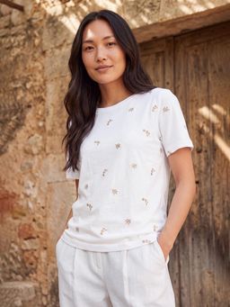 max - Womens White Embroidered T-Shirt