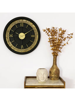ARTYPILLAR - Iron Frame Roman Number Dial with Brass Work and Flat Glass Wall Clock