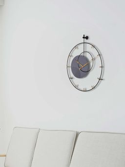 ARTYPILLAR - Iron Bar Ring with Wooden Grooves Desing Hanging Wall Clock