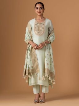 Women Plus - Green Embroidered Viscose Silk Kurta With Pant & Dupatta