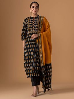 Women Plus - Embroidered Pure Cotton Kurta With Pant & Dupatta
