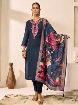 Women Plus - Embroidered Viscose Silk Kurta With Pant & Dupatta