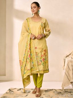 Women Plus - Digitally Printed Shimmer Silk Kurta With Pant & Dupatta