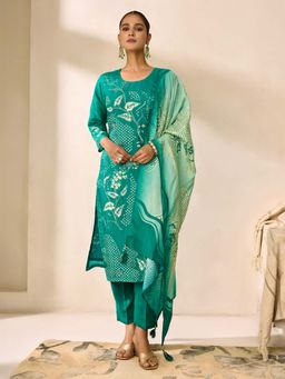 Women Plus - Embellished Pure Muslin Silk Kurta With Pant & Dupatta