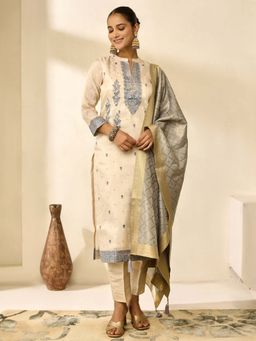 Women Plus - Embellished Cream Shimmer Silk Kurta With Pant & Dupatta