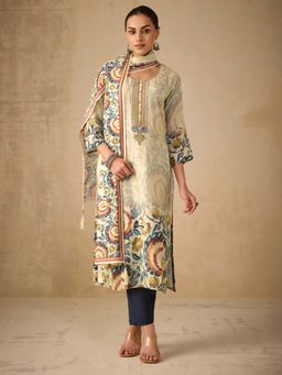 Women Plus - Digitally Floral Print Viscose Muslin Silk Kurta With Pant & Dupatta