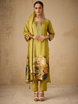 Women Plus - Digitally Yellow Viscose Muslin Silk Kurta With Pant & Dupatta
