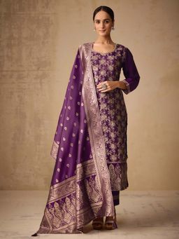 Women Plus - Embellished Jacquard Weave Silk Kurta With Pant & Dupatta