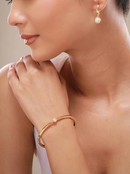 Voylla - Trendy Golden Pearl Harmony Jewellery Set Gift Combo