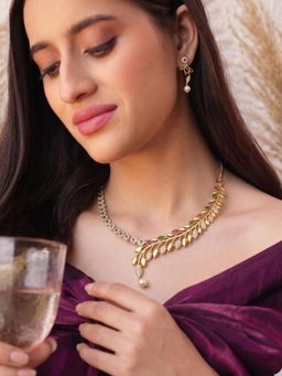 BINNI - Jiva Leaf Design Golden Necklace Set