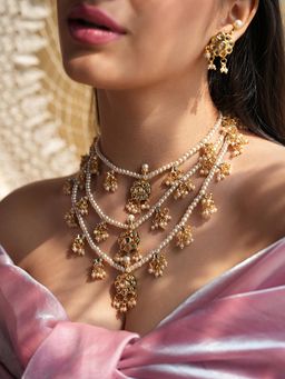 BINNI - 3-Layered Kundan Necklace Set With Mangtika