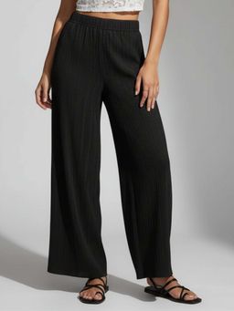 Outzidr - Black Textured Wide Leg Trouser