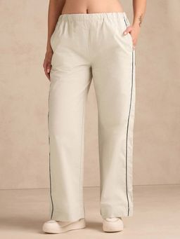 Outzidr - Off White Pintuck Wide Leg Trouser