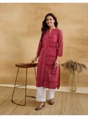 Maroon color option, Currently selected