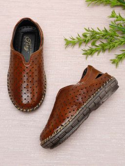 Tiny Bugs - Boys Casual Roman Sandals -Tan