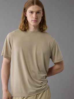 American Eagle - Beige Solid Regular Fit T-Shirt