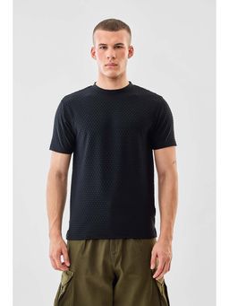Snitch - Men Black Polyester Blend Textured Regular Fit T-Shirt