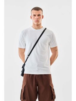 Snitch - Men White Polyester Blend Textured Regular Fit T-Shirt