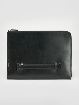 Perona - Unisex Black Solid Pouch