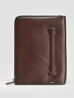 Perona - Unisex Brown Solid Pouch