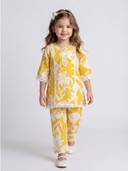Yellow color option, Currently selected