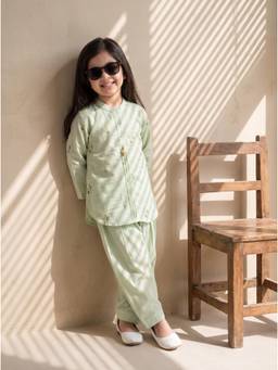 Bella Moda - Girls Green Embroidered Cotton Kurta with Salwar