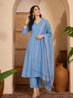 Aaghnya - Women's Sky Blue Poly Cotton Solid Straight Kurta with Pant and Dupatta