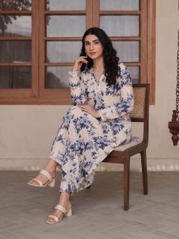 Aaghnya - Women's Off-White Viscose Rayon Printed Straight Kurta with Pant