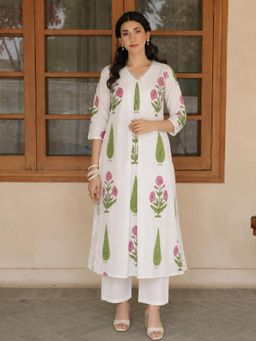 Aaghnya - Women's White Viscose Rayon Printed Straight Kurta with Pant