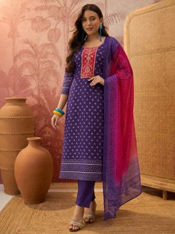 Aaghnya - Women's Purple Viscose Rayon Printed Straight Kurta with Pant and Dupatta