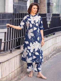 Aaghnya - Women's Printed Blue Viscose Rayon Straight Kurta with Pant