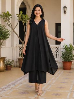 Aaghnya - Women's Black Viscose Rayon Solid Anarkali Anarkali Kurta with Pant