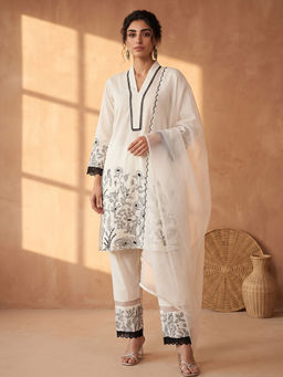 AADVIKA - White Floral Silk Blend Kurta and Pant with Dupatta