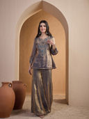 Gold color option, Sold out, Currently selected