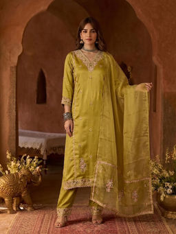 KVS FAB - Green Embroidered Silk Blend Kurta and Pant with Dupatta