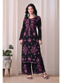 Black color option, Currently selected