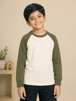 KiddoPanti - Boys Cotton Raglan Full Sleeves Solid T-shirt