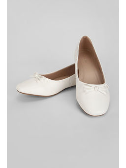 Van Heusen - Women Off White Ballerinas