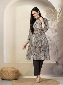 Nayam by lakshita - Women Grey Kurta and Pants (Set of 2)