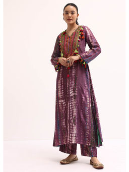 KALKI FASHION - Mauve Embroidered Crepe Kurta and Pants (Set of 2)