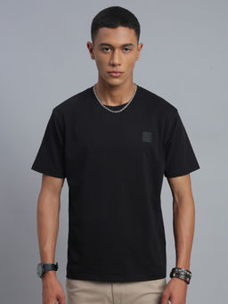 necked - Men's Black Solid Round Neck T-Shirt