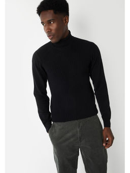 max - Men Knit Turtle Neck Sweater