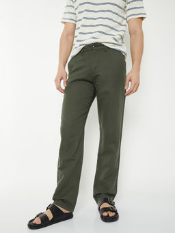 max - Men Olive Solid Linen Chinos