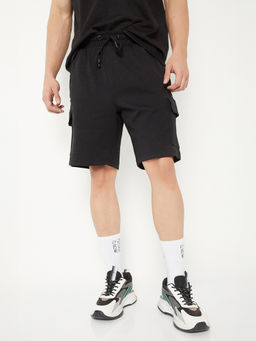 max - Men Black Solid Cargo Shorts