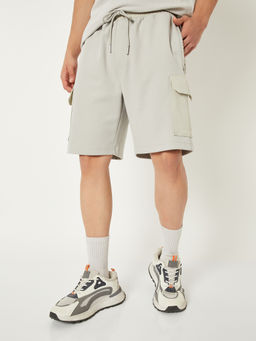 max - Men Beige Solid Cargo Shorts